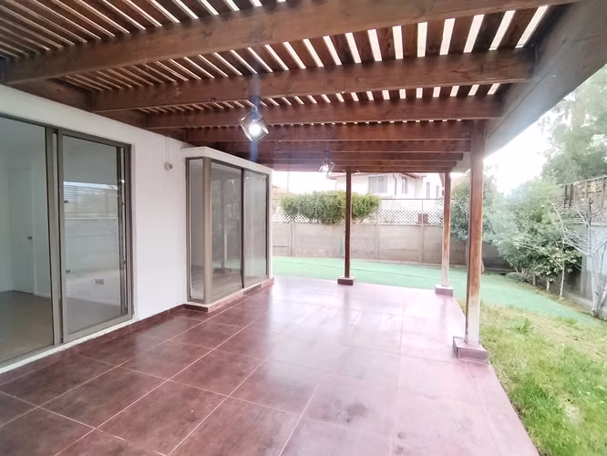 ARRIENDO GRAN CASA EN CIUDAD DE LOS VALLES CON AMPLIO PATIO - Imagen 19
