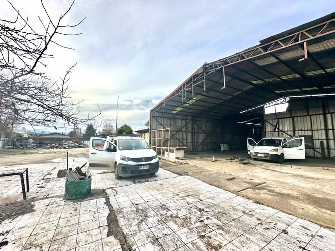 EN ARRIENDO  VENTA TERRENO URBANO CON ACCESO DOS CALLES