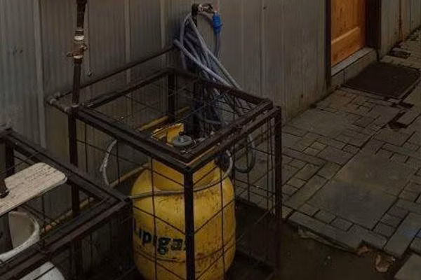 16 CABAÑAS CON RENTA MENSUAL PLENO CENTRO 29HAB 16B VALDIVIA