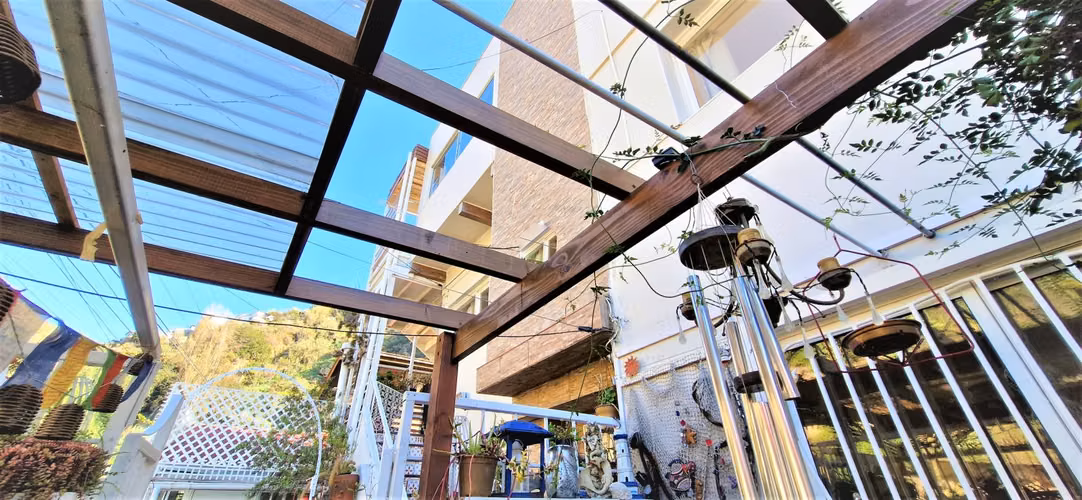 Venta de casa de 3 pisos en Viña , GRAN OPORTUNIDAD , emprendedor CREATIVO. 8.900 UF