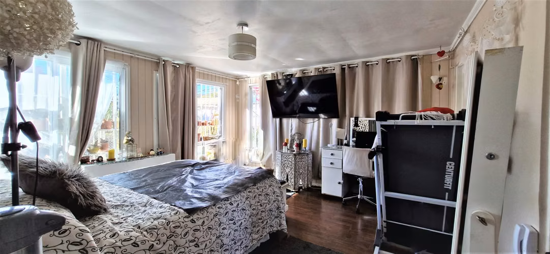Venta de casa de 3 pisos en Viña , GRAN OPORTUNIDAD , emprendedor CREATIVO. 8.900 UF