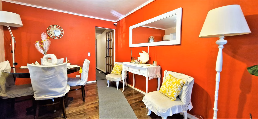 Venta de casa de 3 pisos en Viña , GRAN OPORTUNIDAD , emprendedor CREATIVO. 8.900 UF