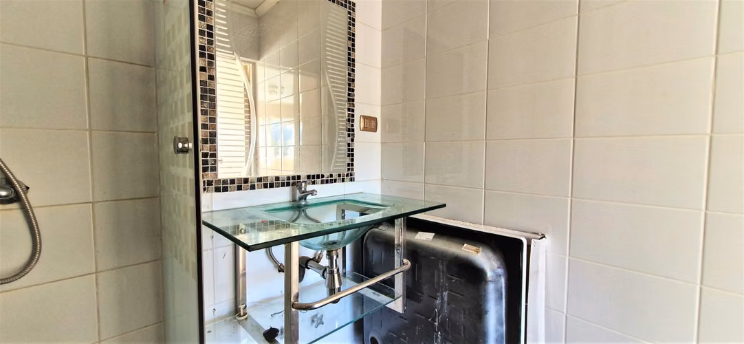 Venta de casa de 3 pisos en Viña , GRAN OPORTUNIDAD , emprendedor CREATIVO. 8.900 UF
