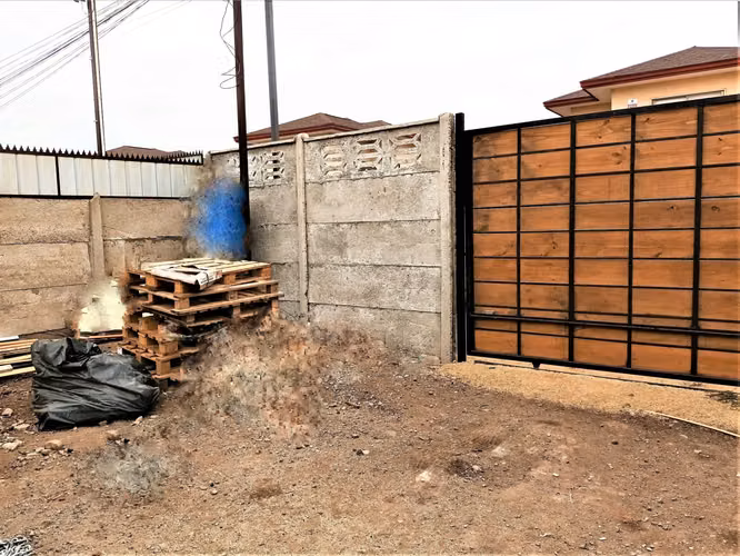 Venta de casa de dos dormitorios, en Quillota.