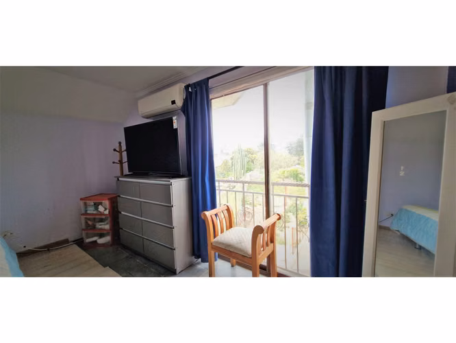 Venta de casa de cuatro dormitorios, en zona centro de Quillota. 278 M$