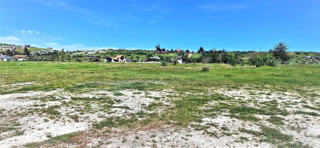 Venta de terreno plano, COMERCIAL, de 8.057 m2.,  en Tabolango, Limache. 4.594 UF.