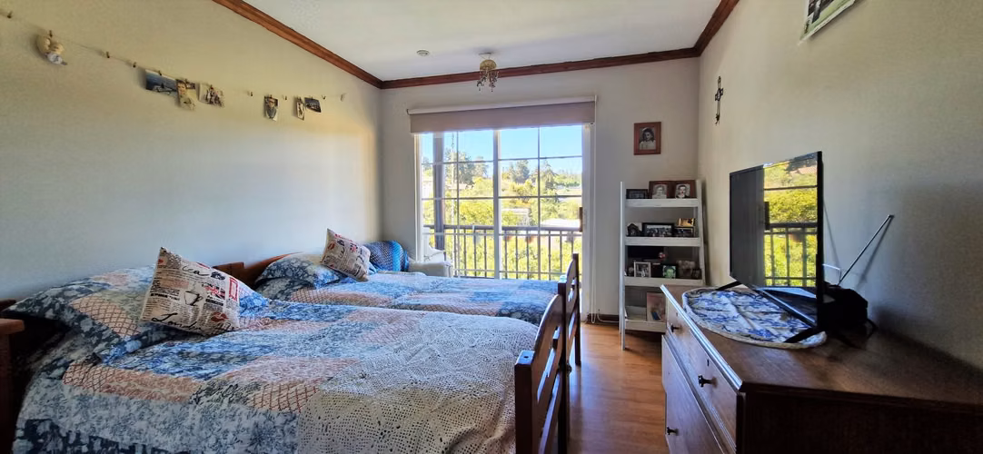 Venta o permuta de preciosa casa de 7 dormitorios en Reñaca, Los Pinos - 19.500 UF