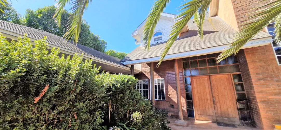 Venta o permuta de preciosa casa de 7 dormitorios en Reñaca, Los Pinos - 19.500 UF