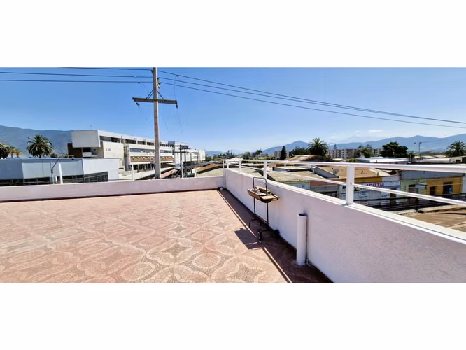 Venta de propiedad comercial en Quillota, 800 m2., con 2 dptos., 2 locales y galpón.  17.452 UF - Imagen 21