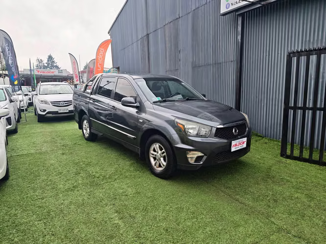 SSANYONG ACTYON 2014 DIESEL 4x2