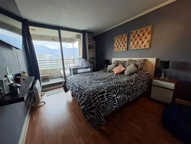 Departamento en venta de 3 dorm. en Las Condes