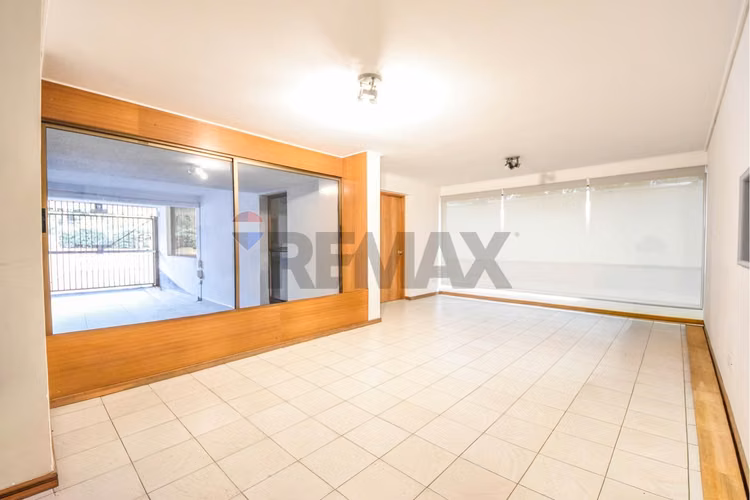 Venta vitacura estupenda! 3d + 2b + 1e + 1bod