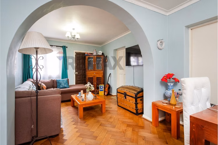 Oportunidad venta casa con piscina, quinta normal