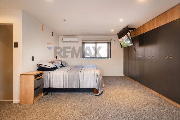 Hermosa casa renovada en los tordos/av grecia