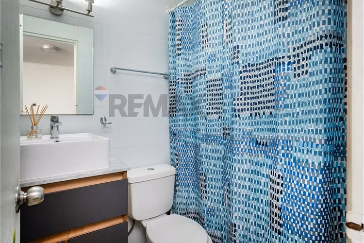 Hermosa casa renovada en los tordos/av grecia