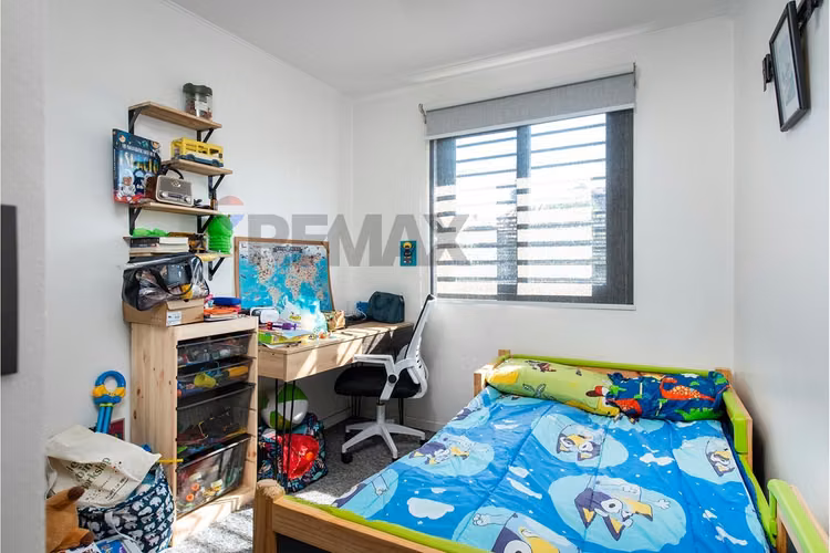 Hermosa casa renovada en los tordos/av grecia