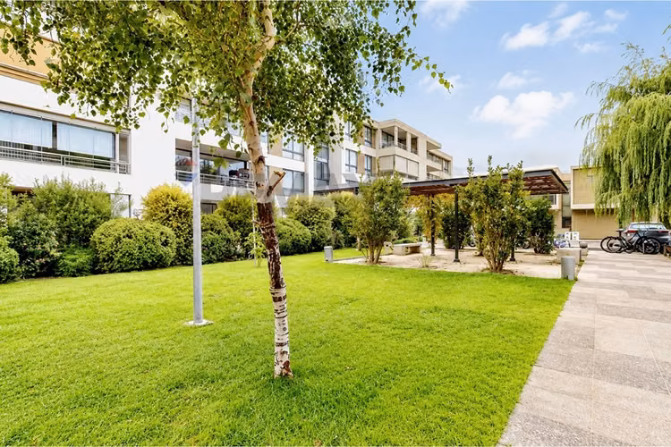 Departamento 3d + 2b  jardín privado | primer piso