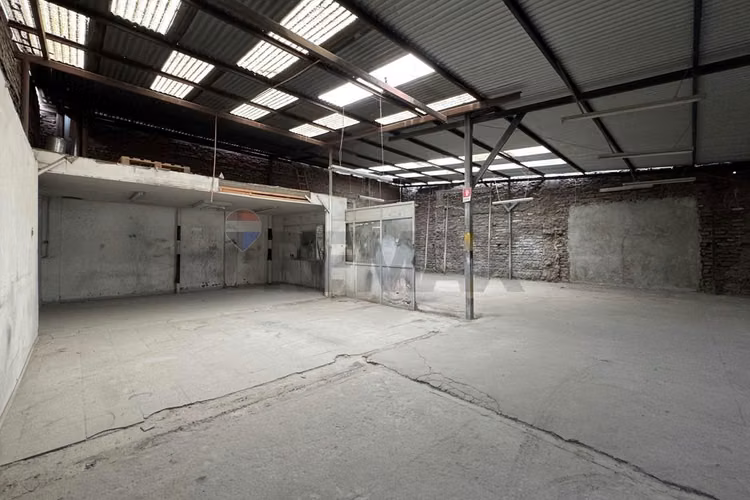 Arriendo oficina - galpón viel/autop central