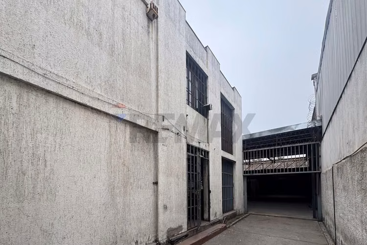 Arriendo oficina - galpón viel/autop central