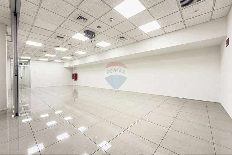 Arriendo local  - alonso de cordoba - Imagen 12