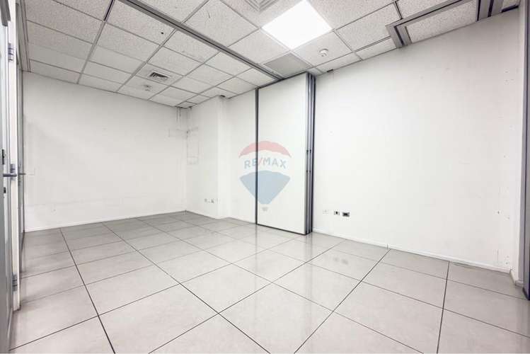 Arriendo local  - alonso de cordoba - Imagen 4