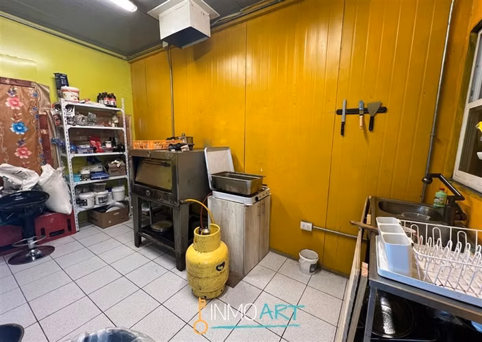 Venta casa 2 dorm.+ local comercial, Los Fundadores, Temuco