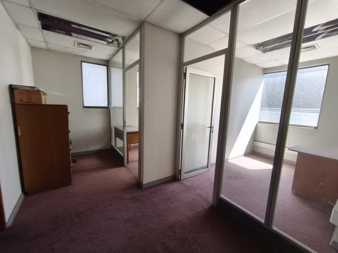 EDIFICIO 4 PISOS Y GALPÓN EN VENTA O ARRIENDO, QUINTA NORMAL