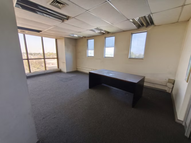 EDIFICIO 4 PISOS Y GALPÓN EN VENTA O ARRIENDO, QUINTA NORMAL