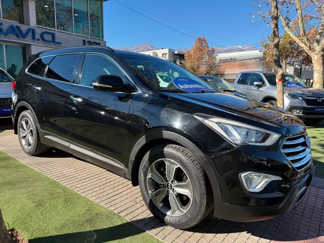 Hyundai Grand Santa Fe GLS 3.3 4WD AUTOMÁTICA (2014)