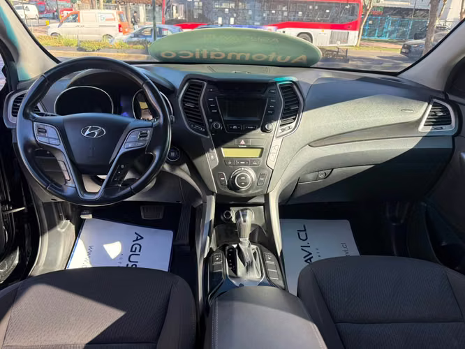 Hyundai Grand Santa Fe GLS 3.3 4WD AUTOMÁTICA (2014)