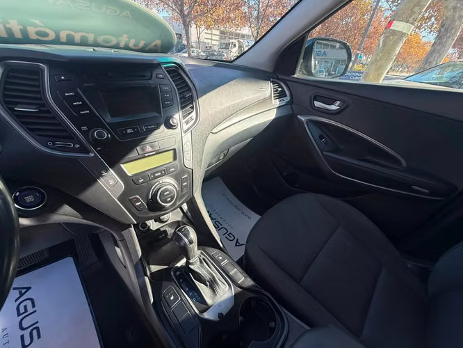 Hyundai Grand Santa Fe GLS 3.3 4WD AUTOMÁTICA (2014)