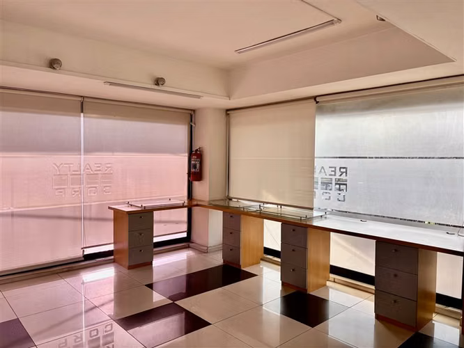 Oficina en arriendo en Las Condes