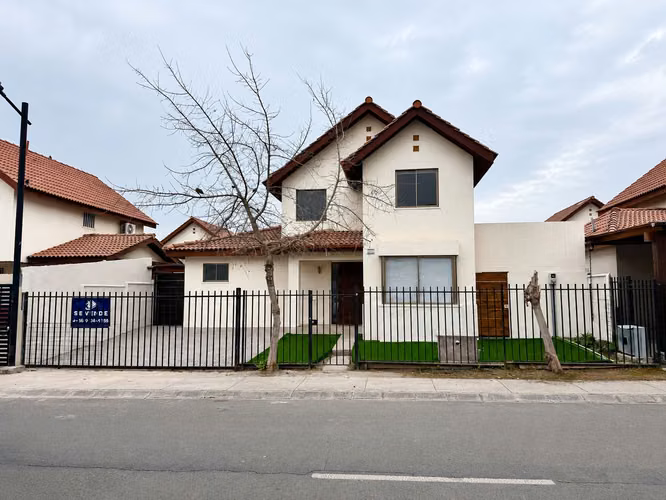 Casa En Venta  Machalí - 3D 3B 110 Mts.
