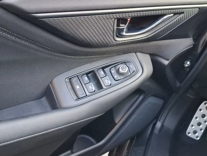 SUBARU OUTBACK 2025