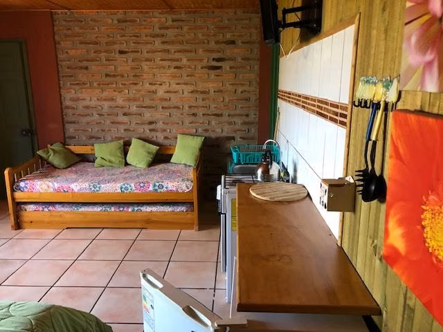 HOTEL RESIDENCIAL CON MARAVILLOSA VISTA AL MAR LLEGAR Y TRAB