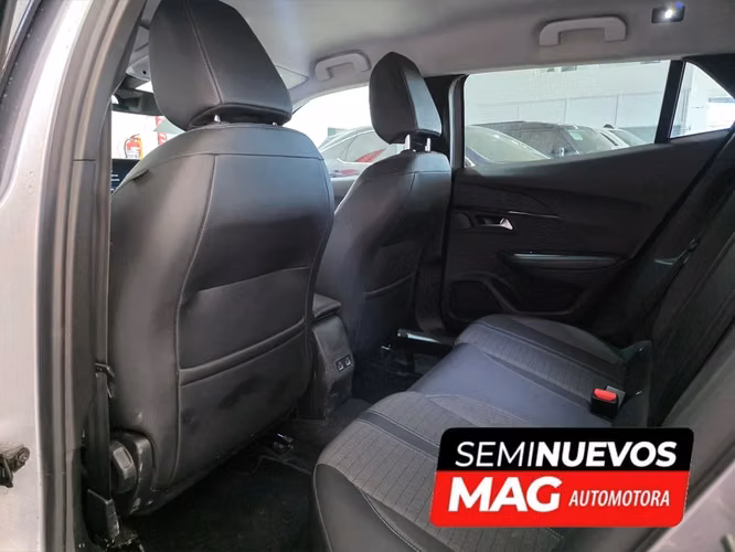 PEUGEOT 2008 1.5 BLUEHDI 4X2 120 AT 5P 2021 - Imagen 7