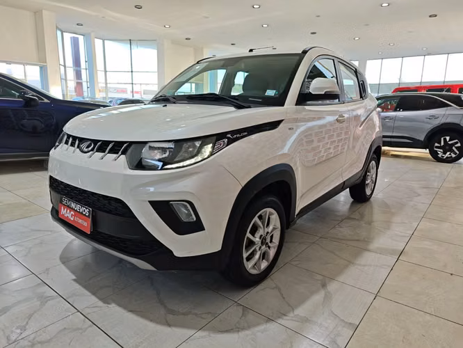 MAHINDRA KUV