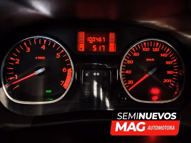 RENAULT Duster DYNAMIQUE 4X4 2.0 2014
