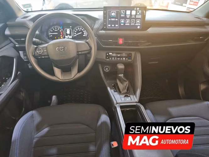 TOYOTA Yaris 1.5 XI CVT 4X2 2024