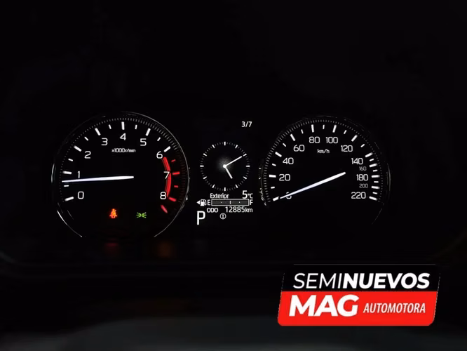 TOYOTA Yaris 1.5 XI CVT 4X2 2024