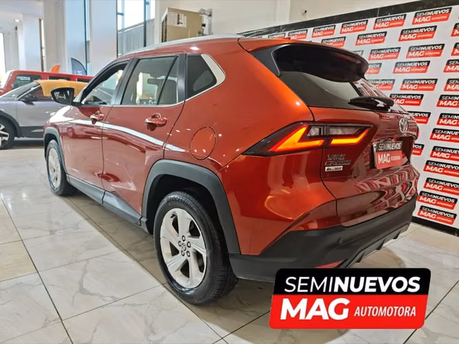 TOYOTA Yaris 1.5 XI CVT 4X2 2024