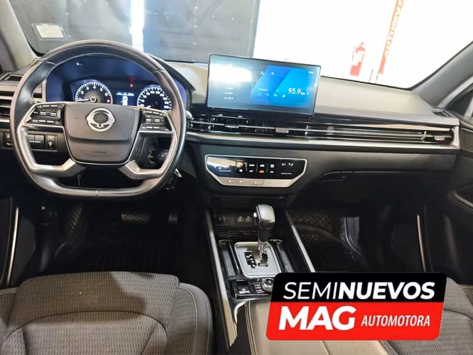 SSANGYONG Rexton 2.0T LX AWD 6AB 6AT 5P 2024 - Imagen 9