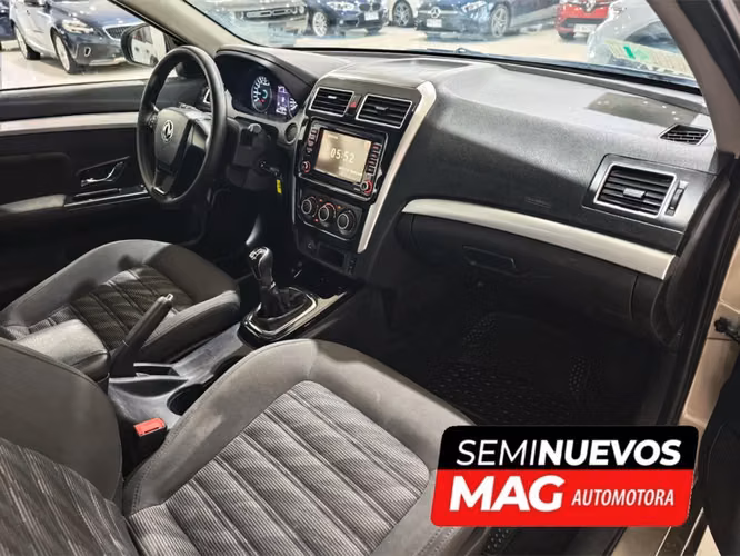 DFM JOYEAR S50 1.5 4X2 5MT 4P 2019 - Imagen 7