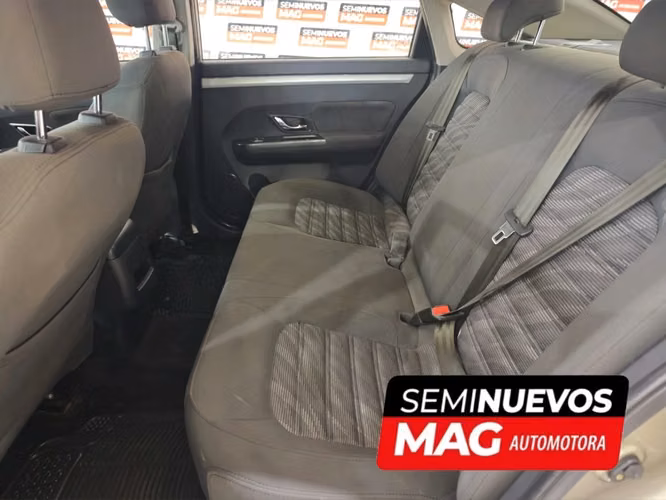 DFM JOYEAR S50 1.5 4X2 5MT 4P 2019 - Imagen 6