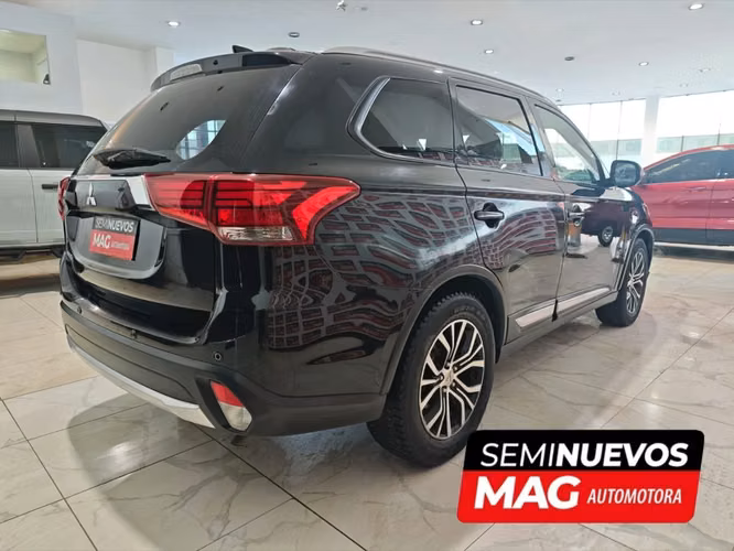 MITSUBISHI OUTLANDER 2.0 CVT 2018 - Imagen 4