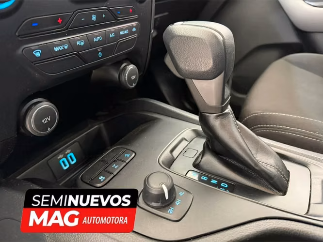 FORD RANGER XLT 4X4 AT 2023 - Imagen 9