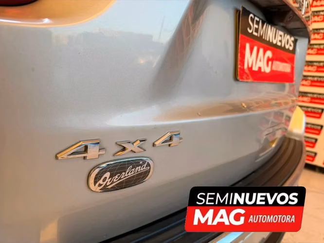 JEEP GRAND CHEROKEE OVERLAND 5.7 2012