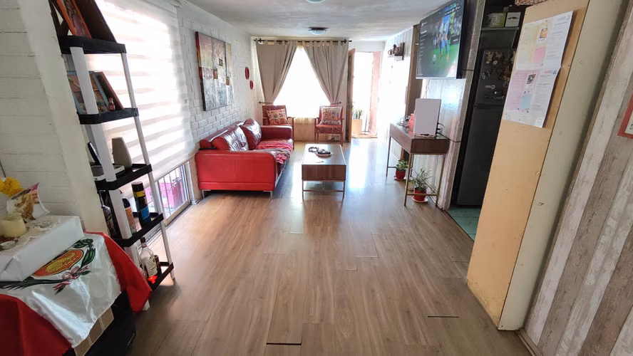 Casa 5 Dormitorios Metro Laguna Sur - Imagen 2