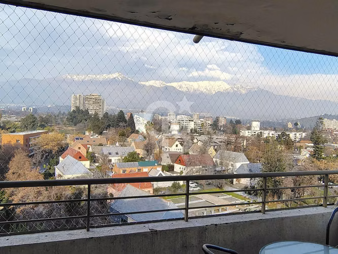 Lindo Departamento en Vitacura con Vista Despejada