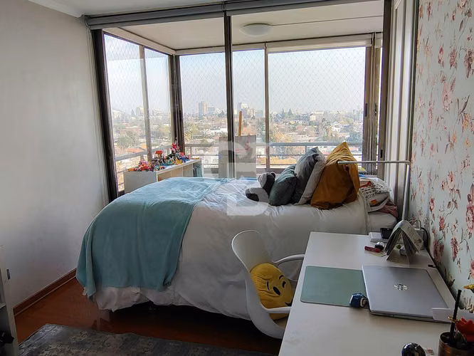 Lindo Departamento en Vitacura con Vista Despejada - Imagen 13